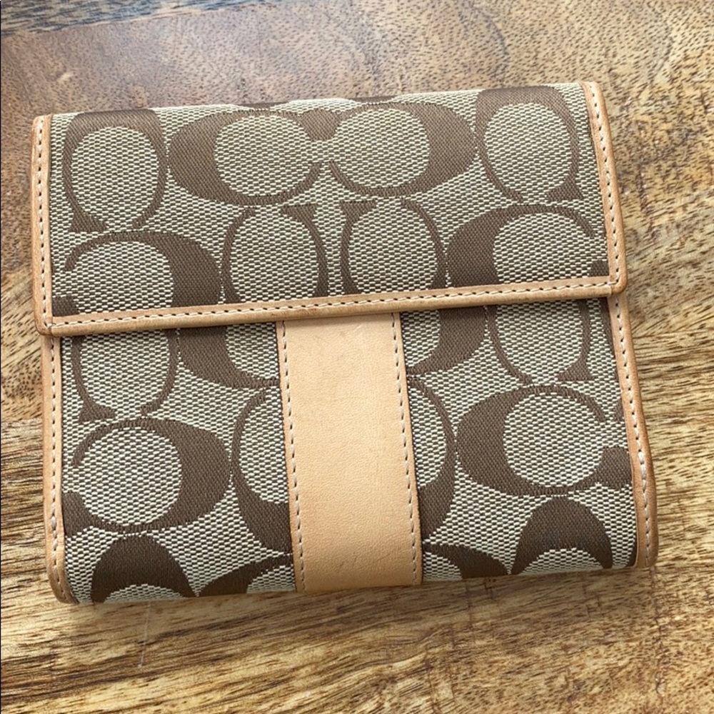 Coach wallet - Picture 3 of 6